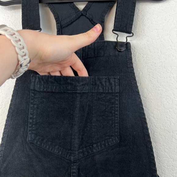 American Eagle AE Black Corduroy Frayed Hem Overall Mini Dress Size Medium - Picture 5 of 9